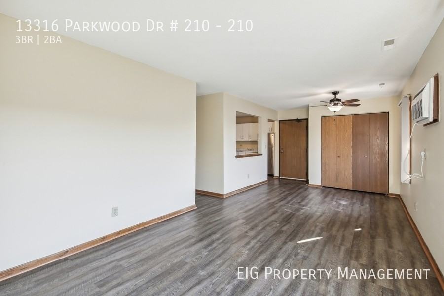 Parkwood Pond - Photo 7 of 30