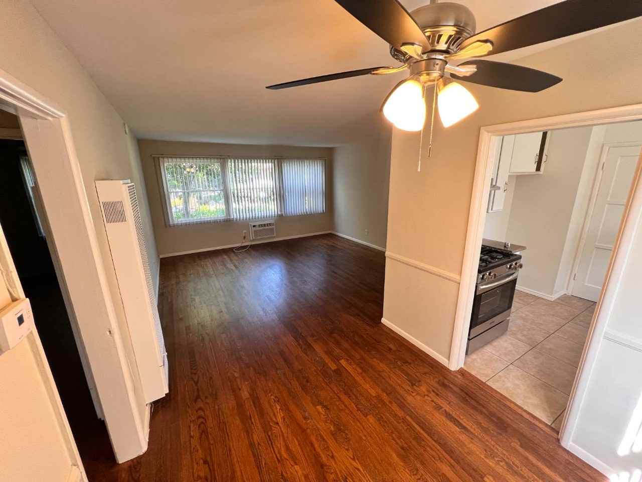 606 West Foothill Boulevard #B - Photo 5 of 23