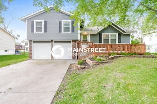 415 W Cambridge Rd - Photo 1 of 1