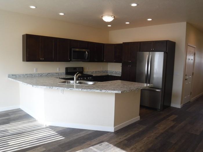 2213 S 9th St W #A - Photo 4 of 24