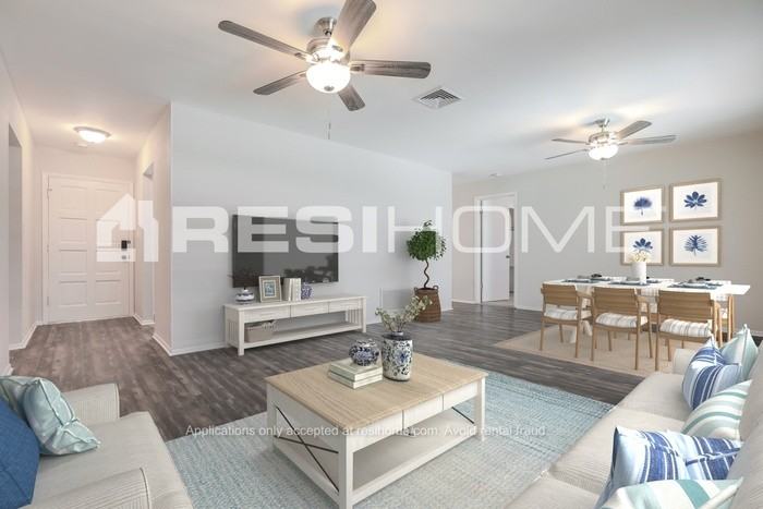 3645 Winderwood Dr - Photo 5 of 18