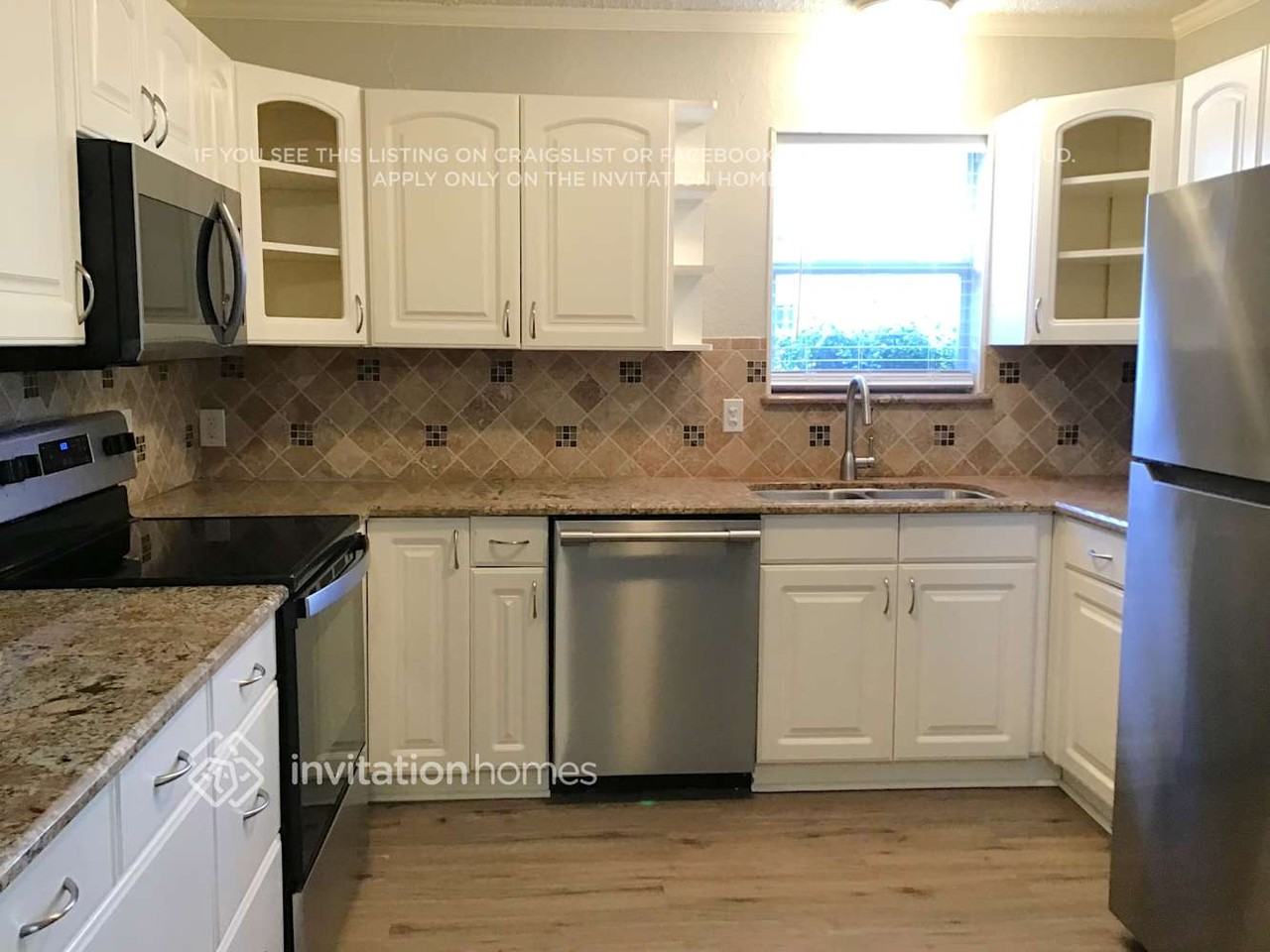 436 Lexington Lane - Photo 7 of 17