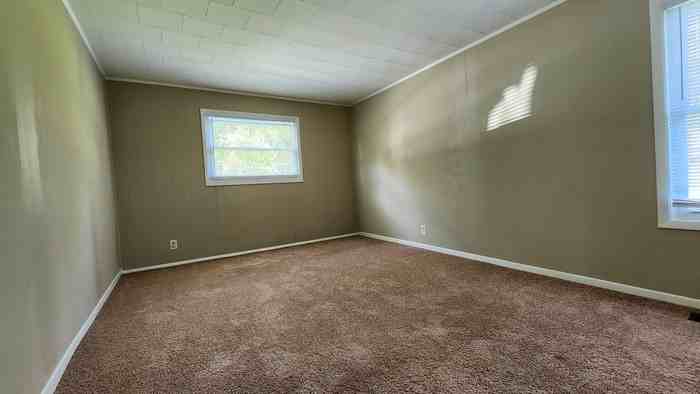 160 Brandonwood Drive - Photo 4 of 8