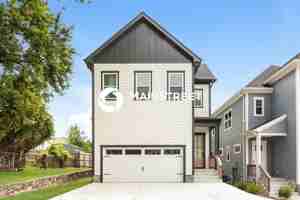 featured image of 1419 Preston Dr