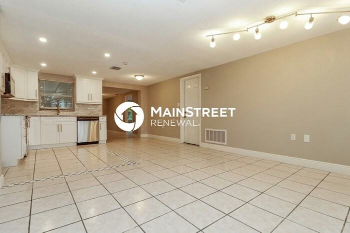 9226 Rainbow Lane - Photo 5 of 16