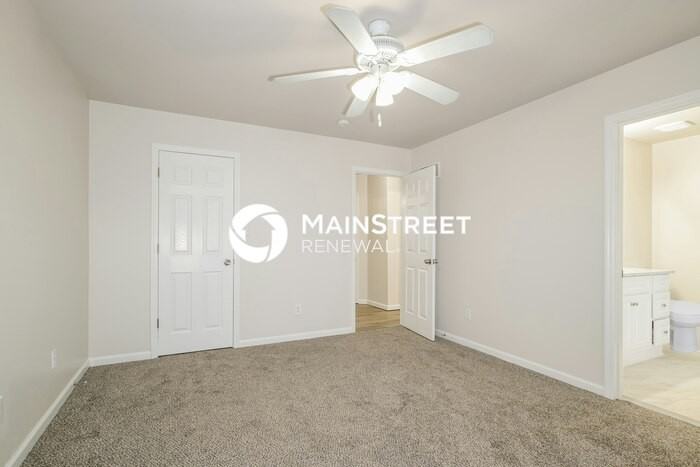 5441 Ambrose Xing - Photo 6 of 16