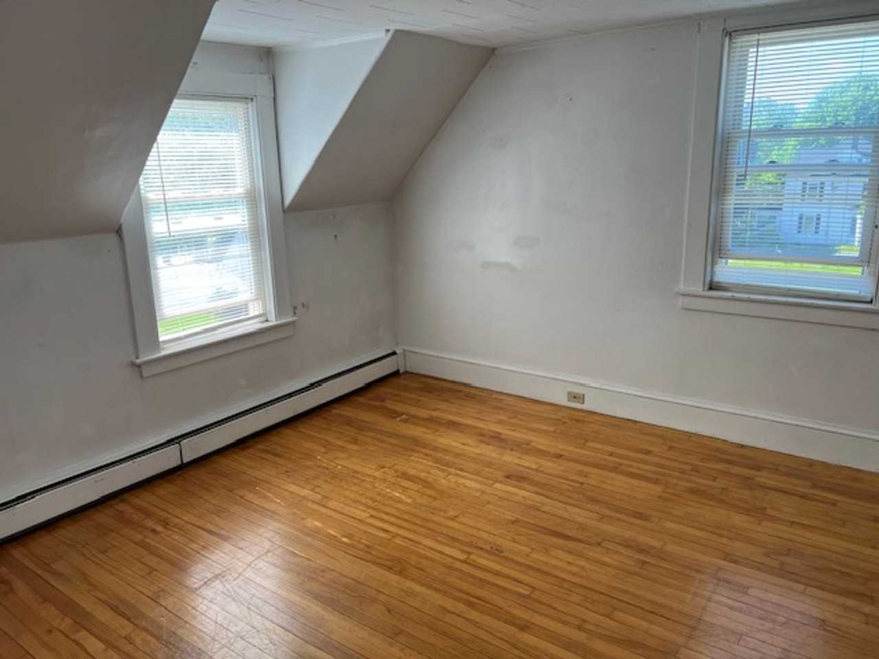 227 Main St - Orono - Photo 7 of 30