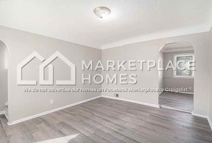 20751 Dexter Blvd - Photo 5 of 21