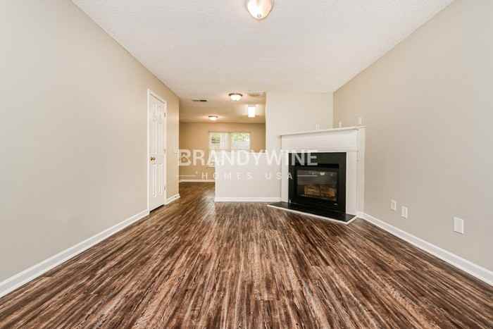 283 Coral Cir - Photo 3 of 22