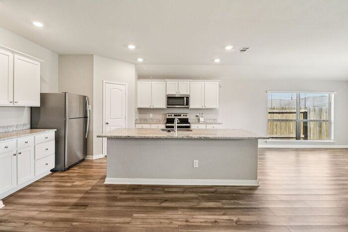 720 Trinity Trl - Photo 7 of 50