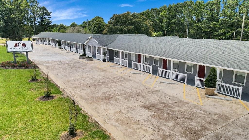 1488 Us Highway 61 N #16 - Photo 7 of 8