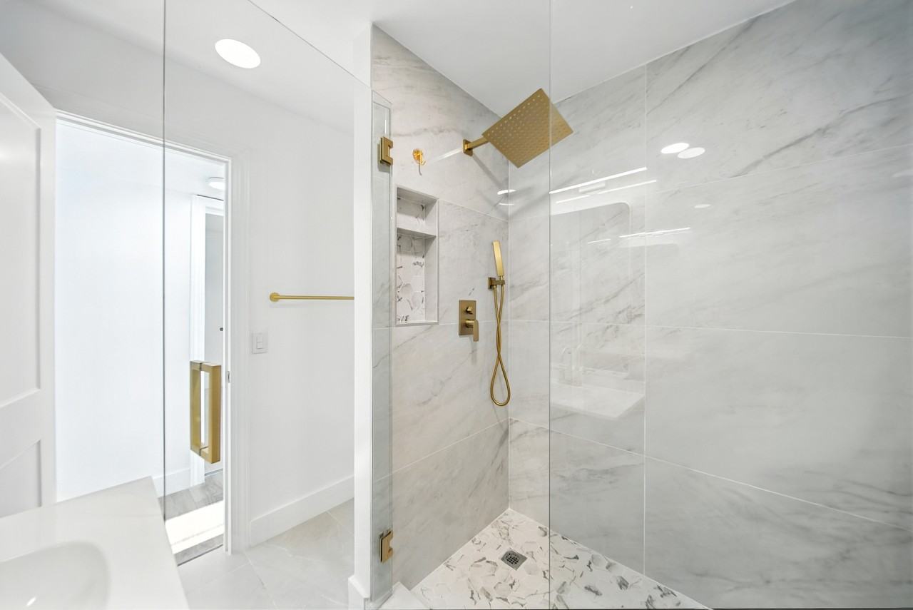 4613 W Fair Oaks Ave #NA - Photo 2 of 24