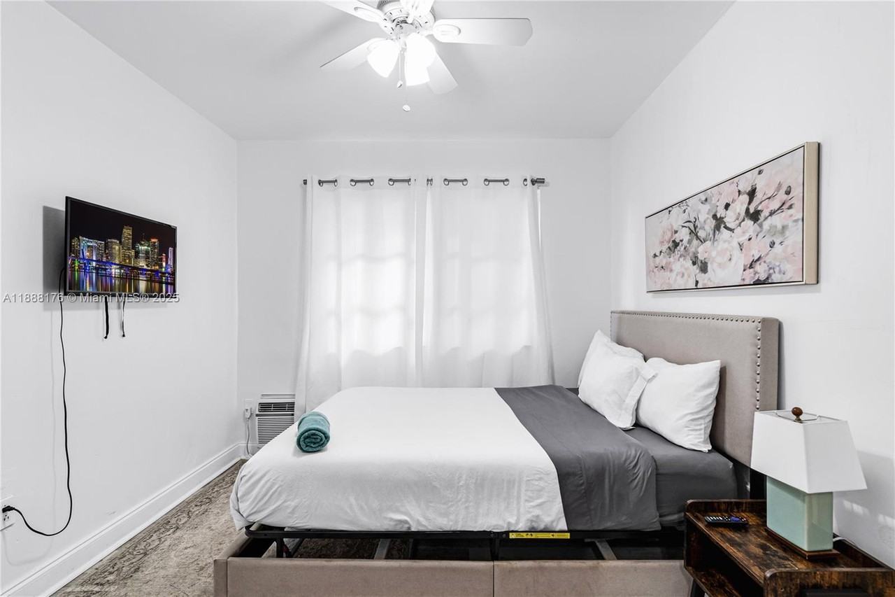 977 Sw 10th St #927 - Photo 6 of 18