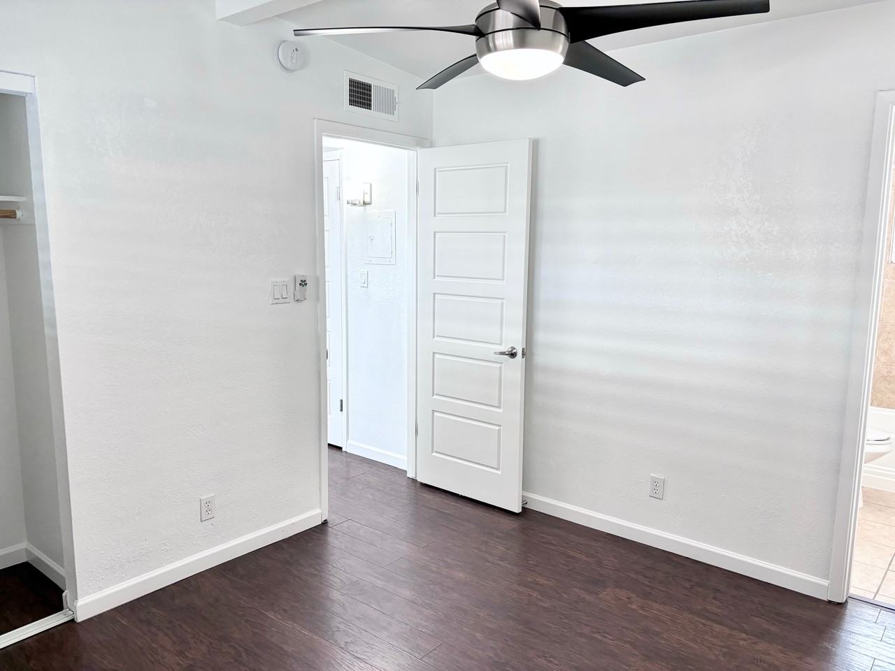 4435 N 8th Ave #218 - Photo 5 of 33