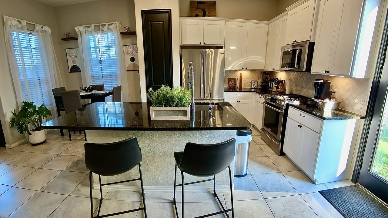 214 Club Crest Ln #NA - Photo 2 of 9