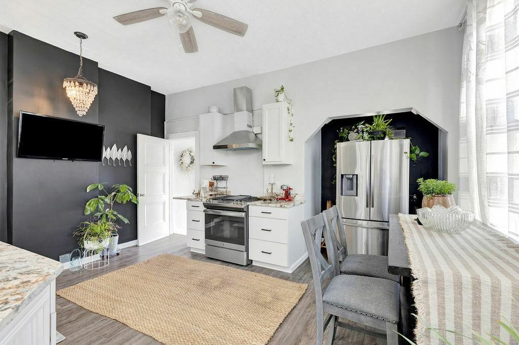 1002 York St #2 - Photo 2 of 17