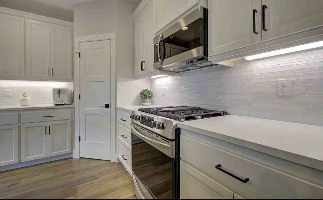 12051 Ne 109th St #NA - Photo 3 of 20