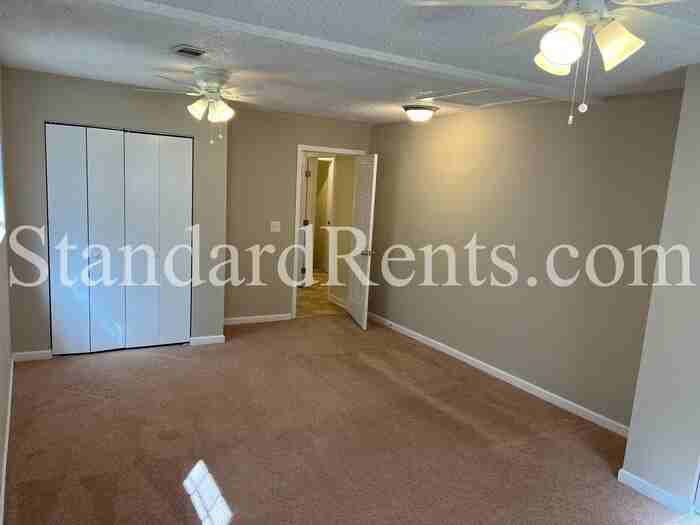 6320 Cooper St - Photo 3 of 26