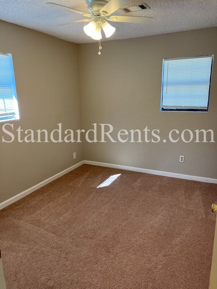 6320 Cooper St - Photo 6 of 26