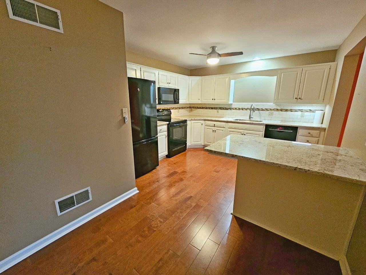 306 Treetops Ct #306 - Photo 2 of 29