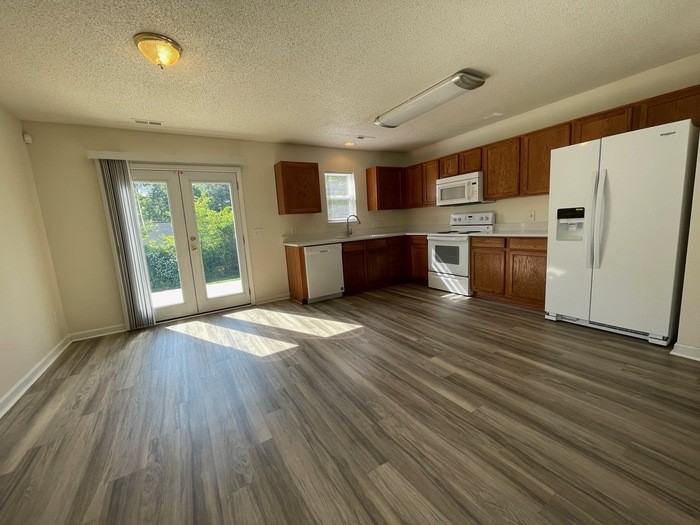 6228 Sid Crane Dr - Photo 5 of 28