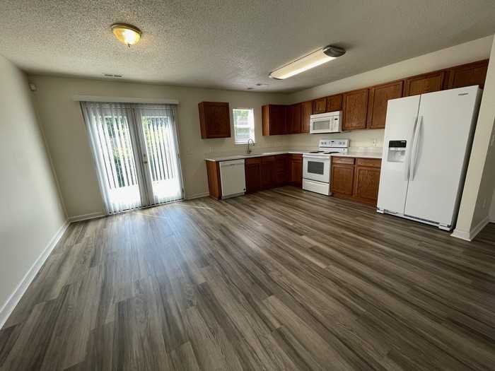 6228 Sid Crane Dr - Photo 7 of 28