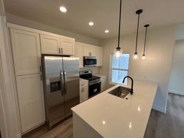 featured image of 1549 E Mead Ln