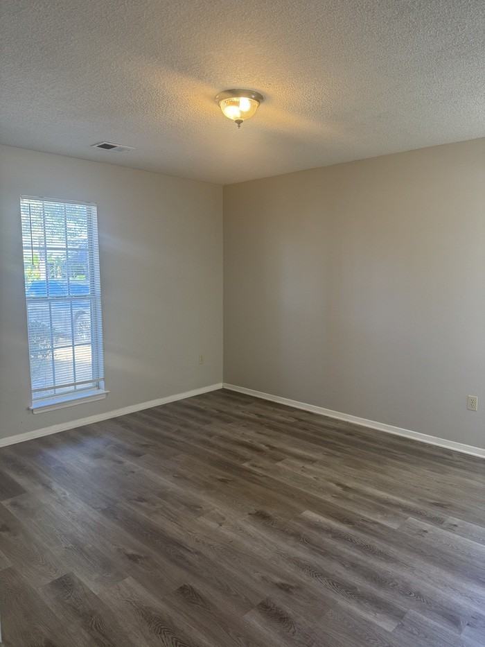 4217 Brighton Drive - Photo 4 of 14