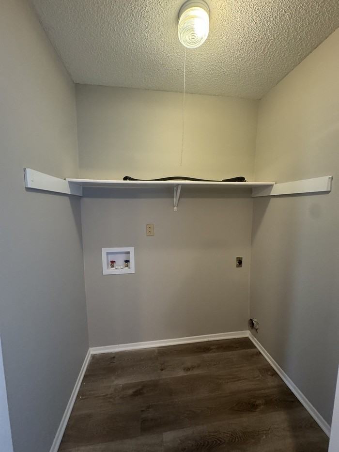 4217 Brighton Drive - Photo 7 of 14