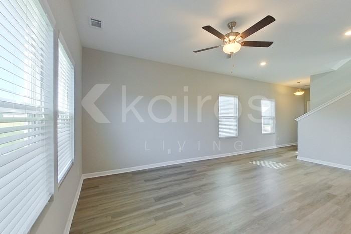 928 Silent Barge Cv - Photo 2 of 24