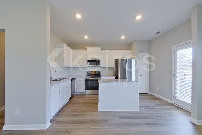 928 Silent Barge Cv - Photo 7 of 24