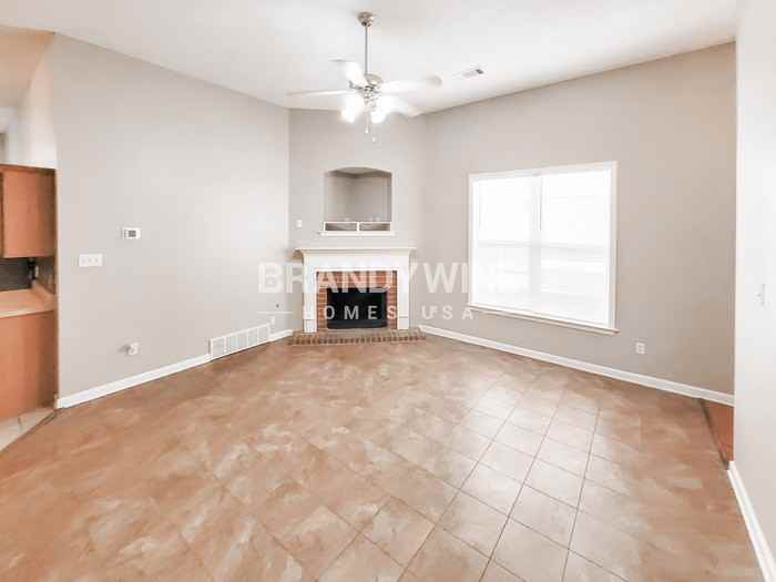 1343 Appling Road - Photo 5 of 28