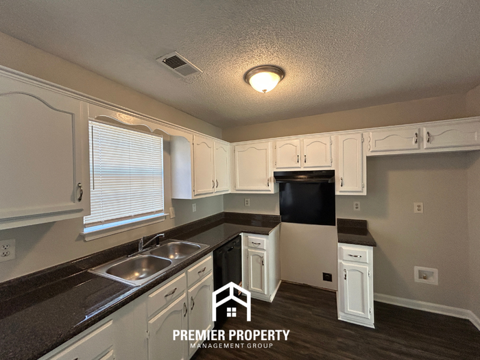 7610 Bridelwreath Drive - Photo 4 of 18