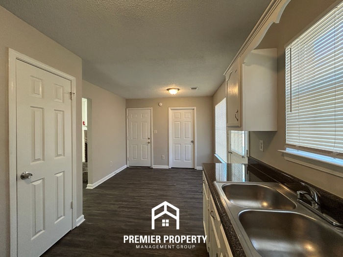 7610 Bridelwreath Drive - Photo 5 of 18