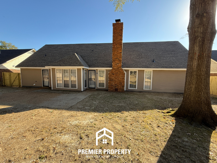 4627 Chelwood Drive - Photo 3 of 17