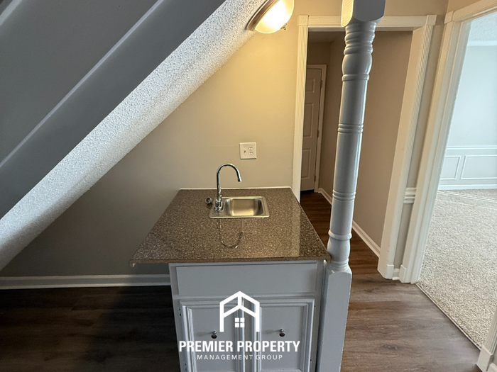 4627 Chelwood Drive - Photo 7 of 17