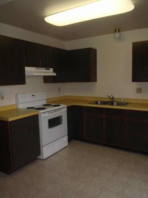 2236 Foothills Ct #2 - Photo 6 of 12