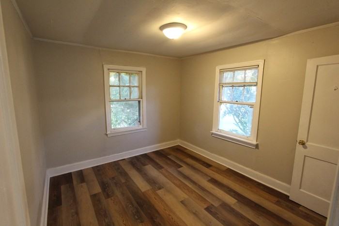 234 1/2 Saluda St - Photo 5 of 8