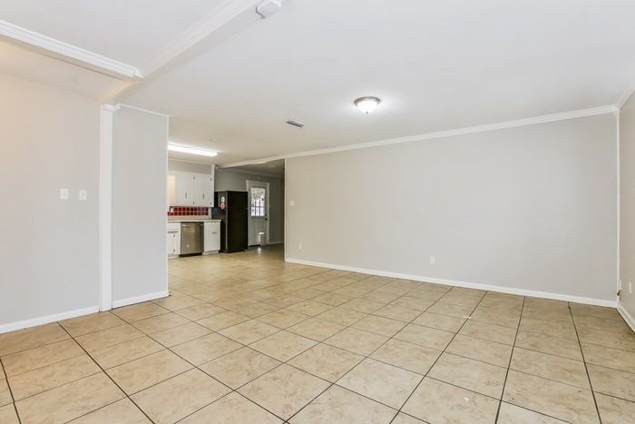 522 Bowers Dr - Photo 4 of 11