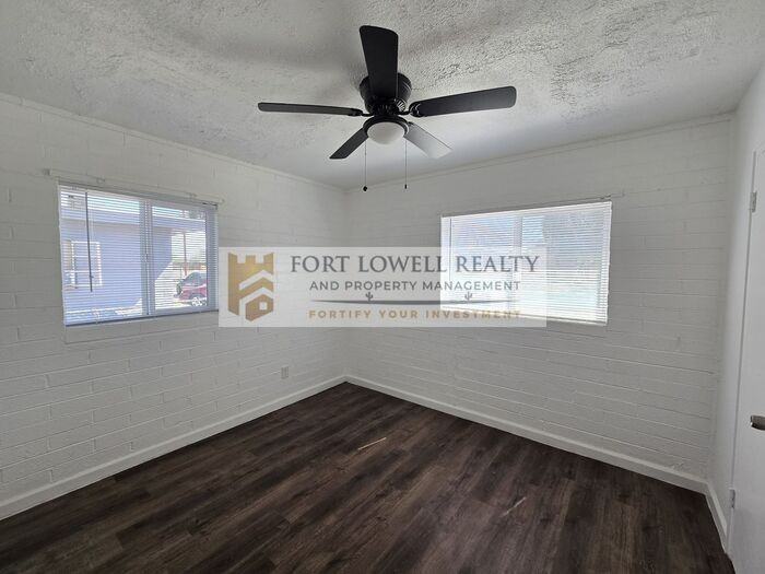 3051 E Proctor Vis - Photo 7 of 9