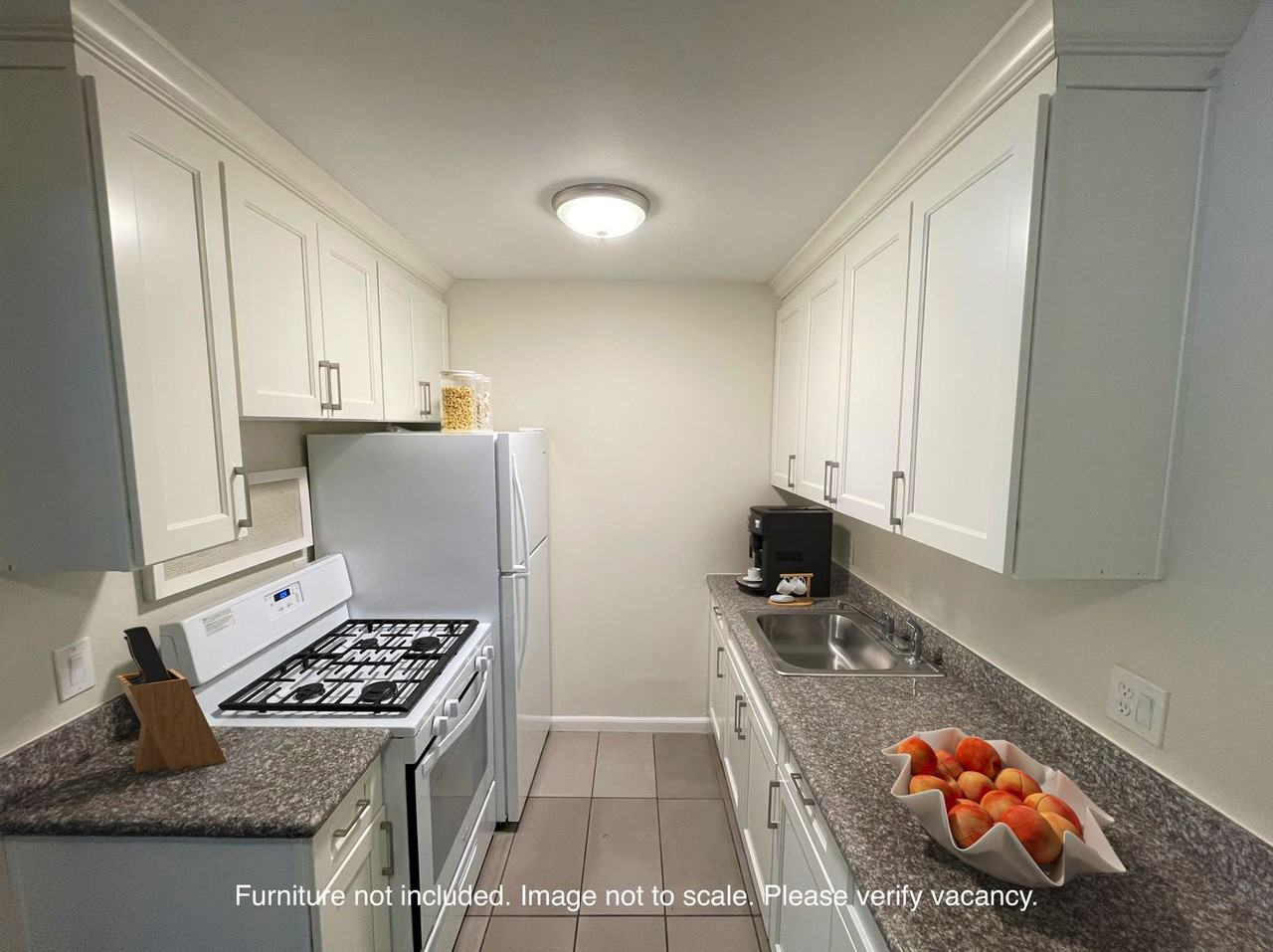 5324 Holiday Dr. - Photo 5 of 35