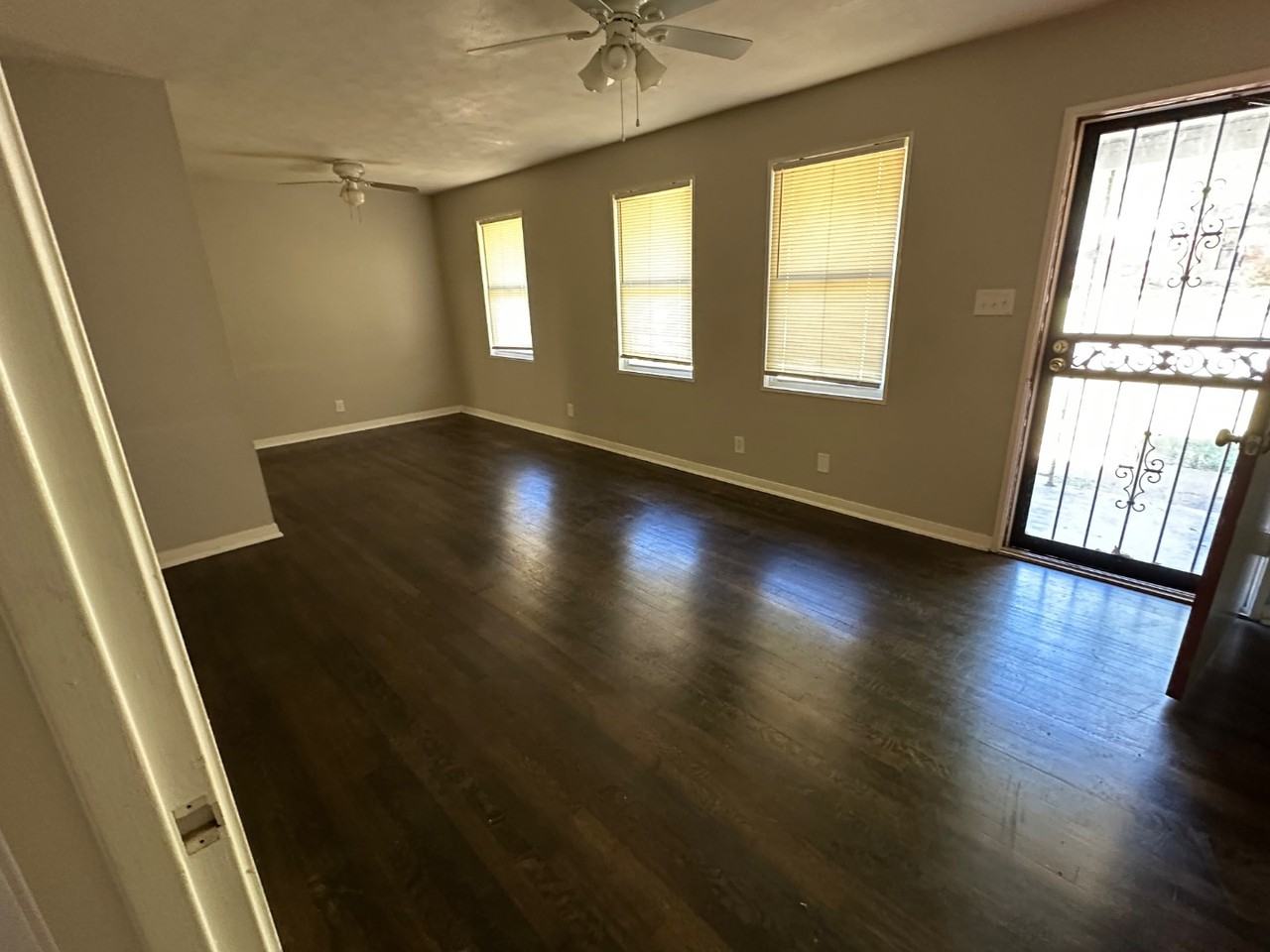 4931 Kimball Ave - Photo 6 of 16