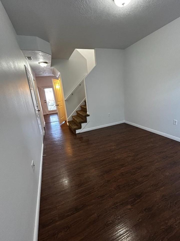 5059 W Red Shale - Photo 4 of 20