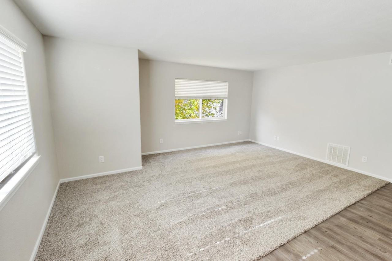 235 First Street - Photo 5 of 10