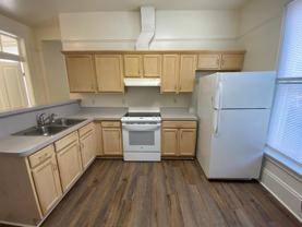 605 Harrison St - Photo 1 of 1