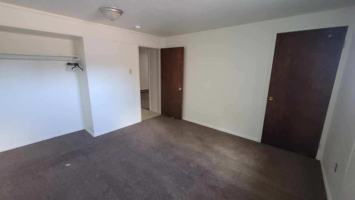 featured image of 982 S Knox Dr