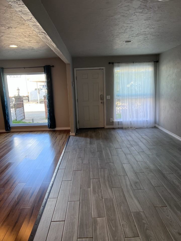 2451 Northwest 38th Street - Photo 2 of 28