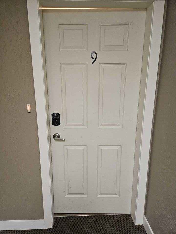 2121 Rae St #9 - Photo 2 of 31