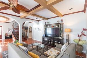 featured image of 105 Sunrise Dr