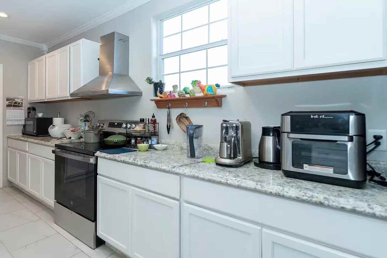 105 Sunrise Dr - Photo 5 of 21